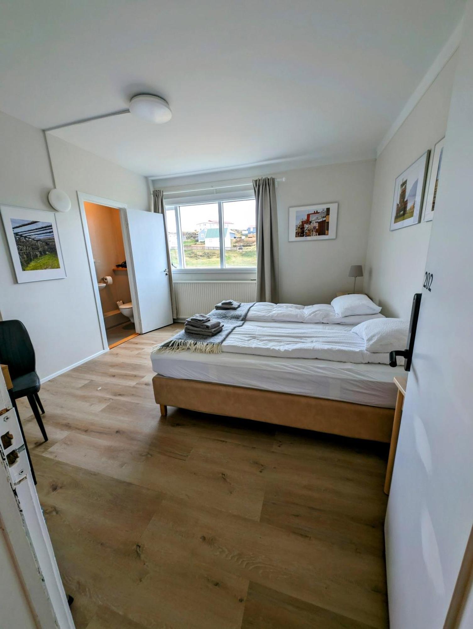 The Stykkisholmur Inn By Ourhotels Номер фото